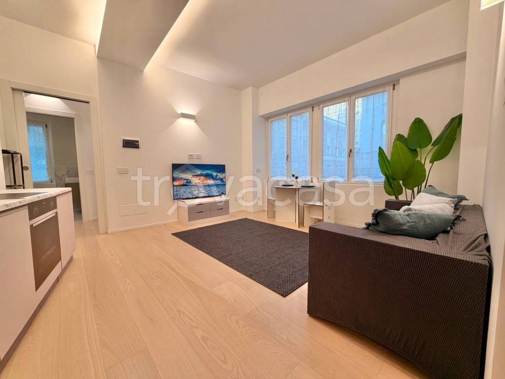 appartamento in vendita a Milano in zona Porta Venezia