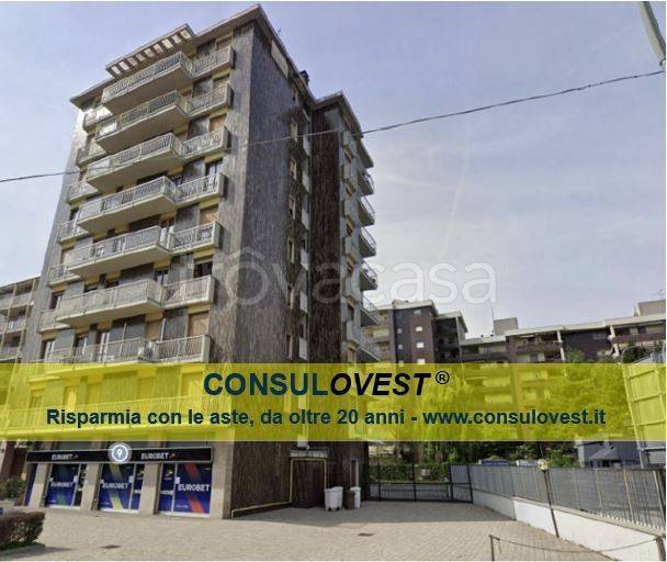 ufficio in vendita a Milano in zona San Cristoforo