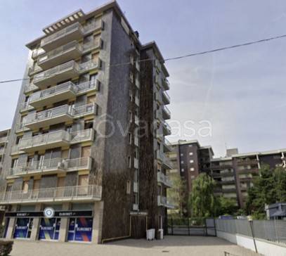 appartamento in vendita a Milano in zona Piazzale Lodi
