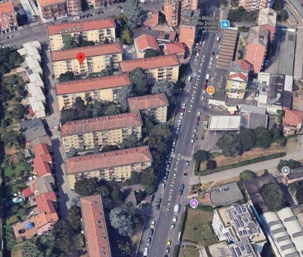 appartamento in vendita a Milano in zona Baggio