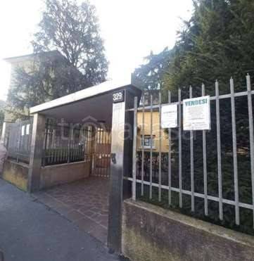 appartamento in vendita a Milano in zona Baggio