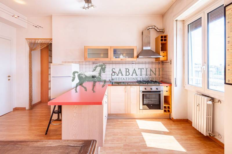 appartamento in vendita a Milano in zona Isola
