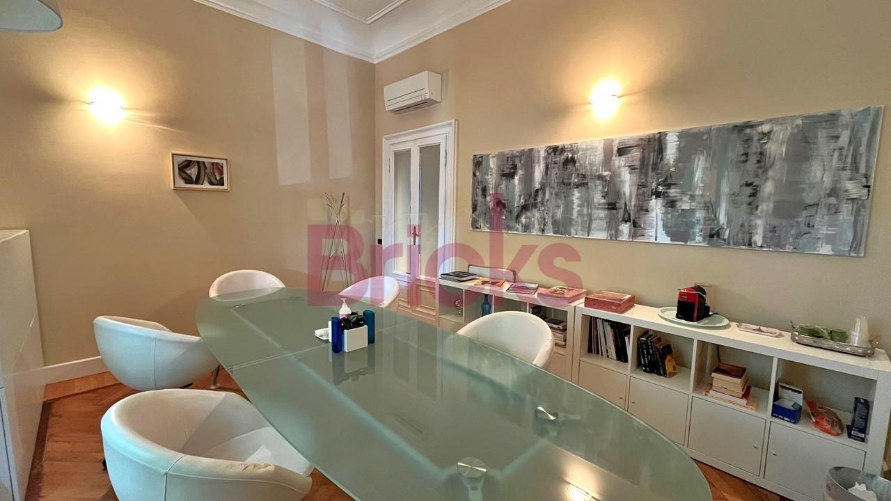 ufficio in vendita a Milano