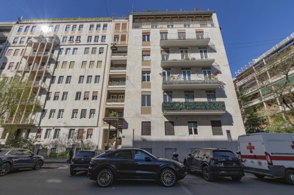 casa semindipendente in vendita a Milano