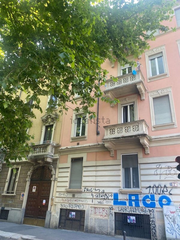 appartamento in vendita a Milano in zona Bocconi