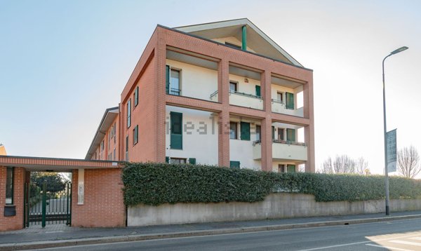 appartamento in vendita a Milano in zona Gratosoglio