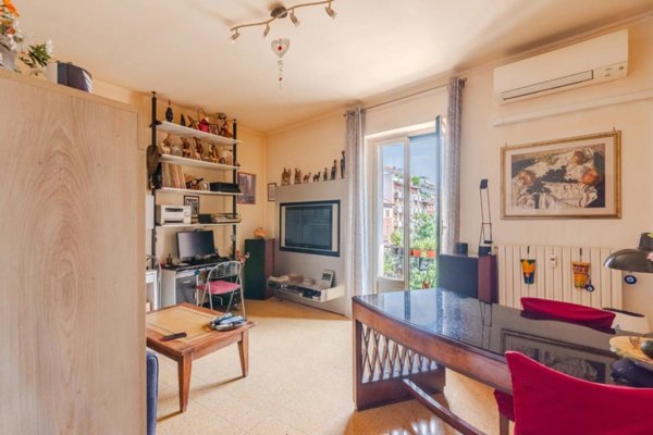 appartamento in vendita a Milano in zona Città Studi