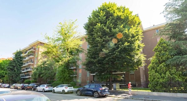 appartamento in vendita a Milano in zona Vigentino