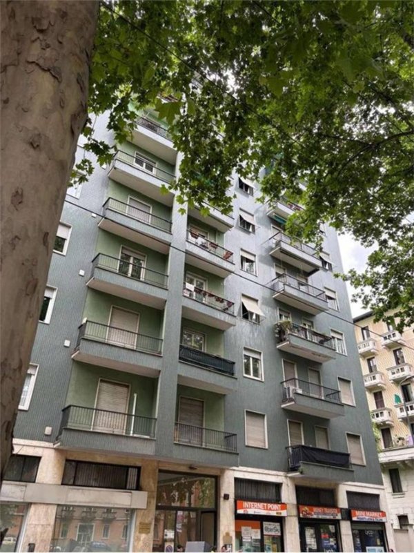 appartamento in vendita a Milano in zona Montalbino