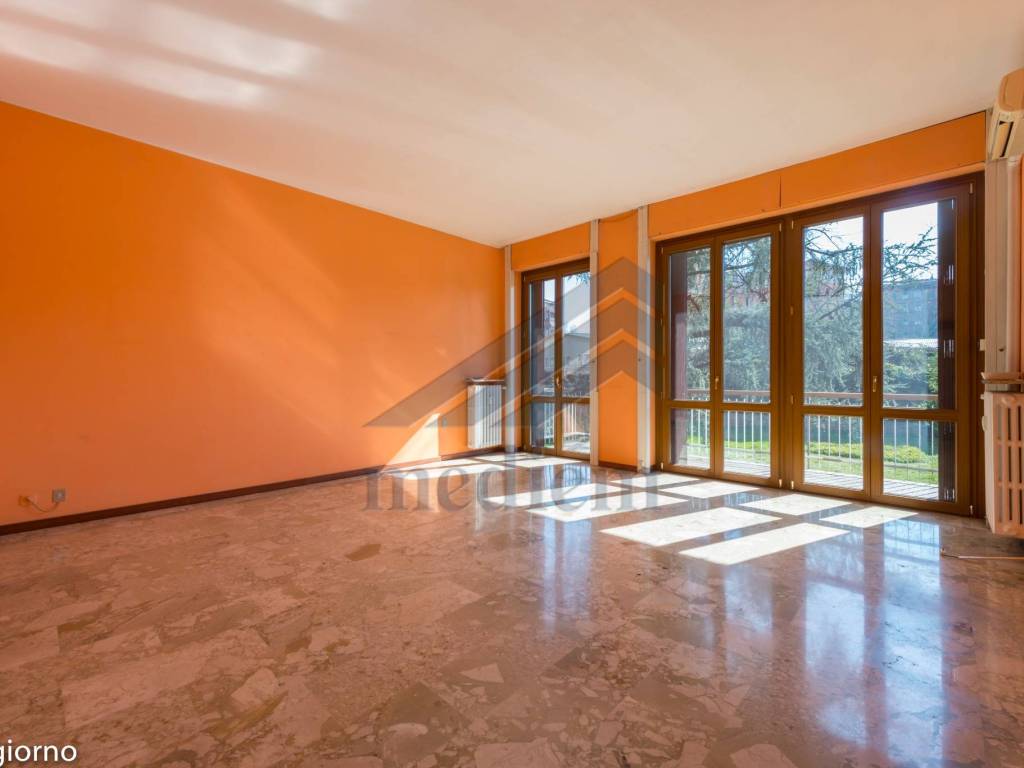 appartamento in vendita a Milano in zona Bocconi