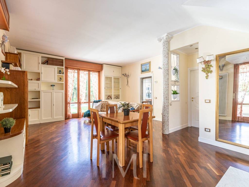 casa indipendente in vendita a Milano in zona Chiesa Rossa
