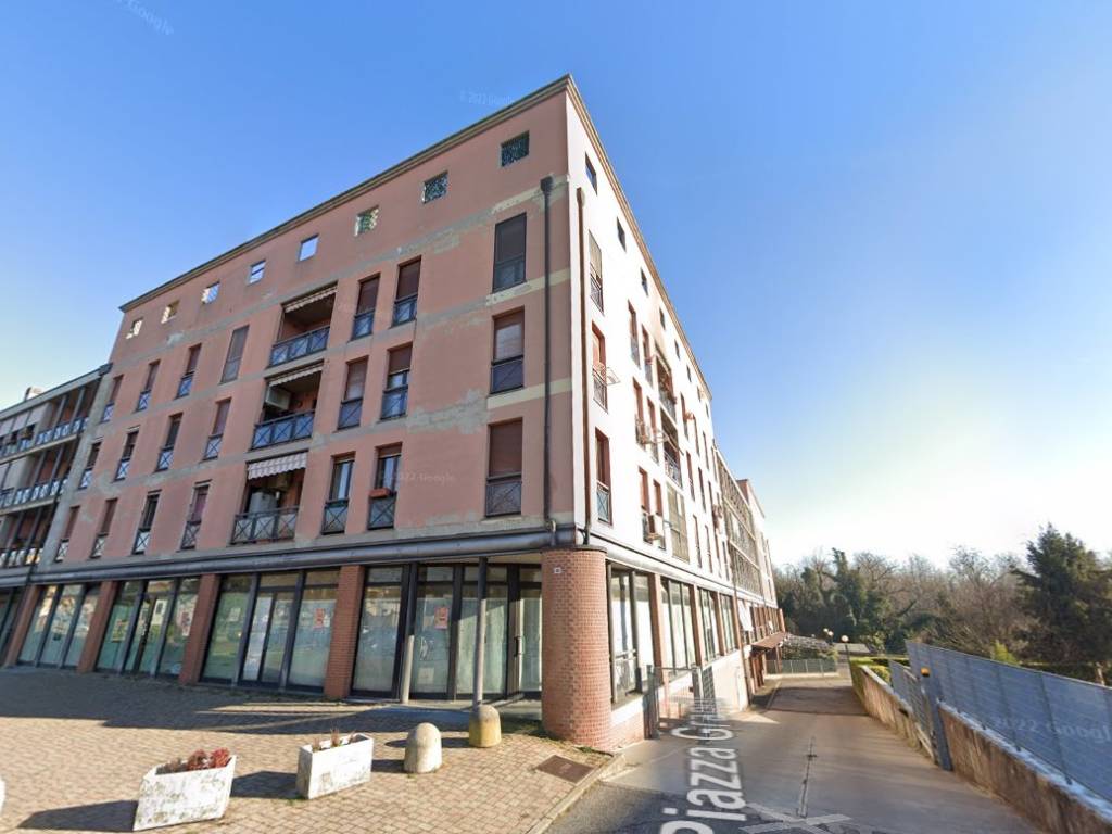 appartamento in vendita a Milano in zona Piazzale Lodi