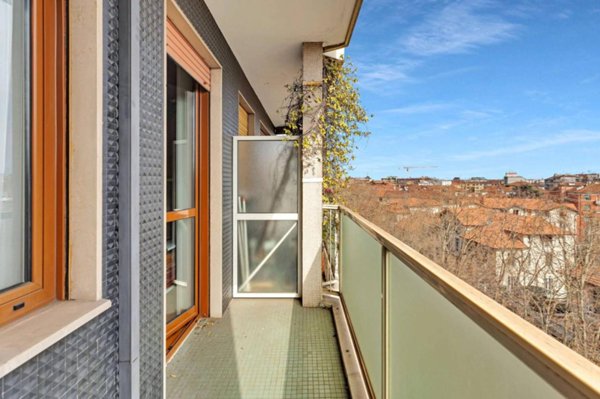 appartamento in vendita a Milano in zona Città Studi