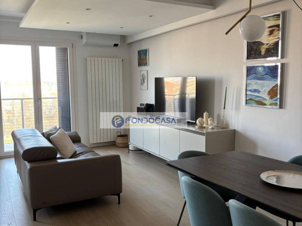 appartamento in vendita a Milano in zona Vigentino
