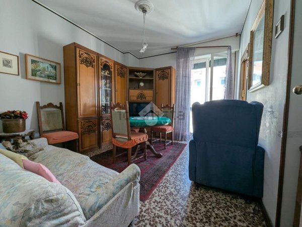 appartamento in vendita a Milano in zona Feltre