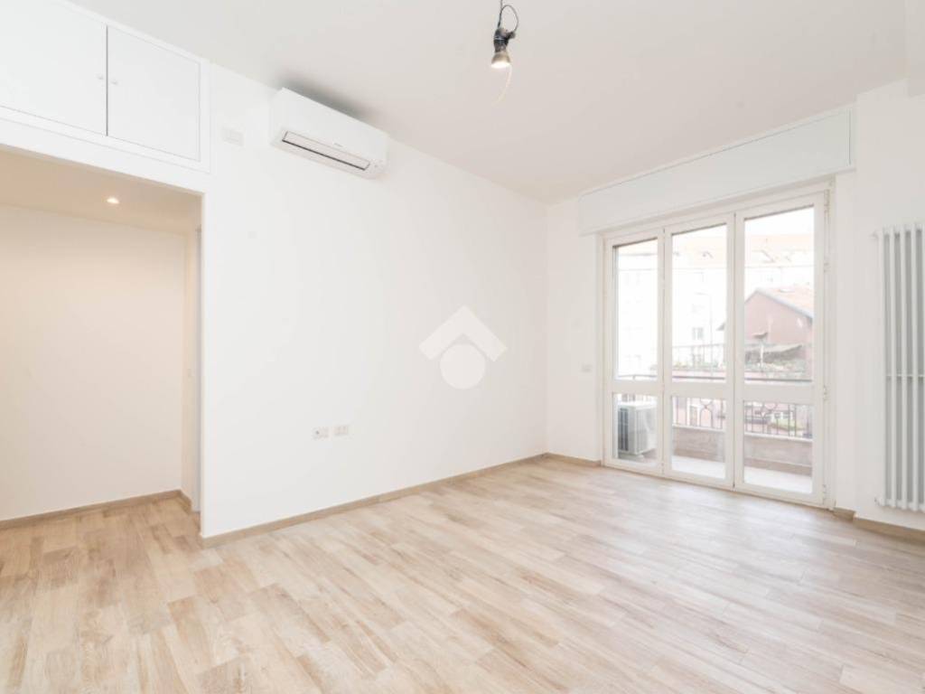appartamento in vendita a Milano in zona Vigentino
