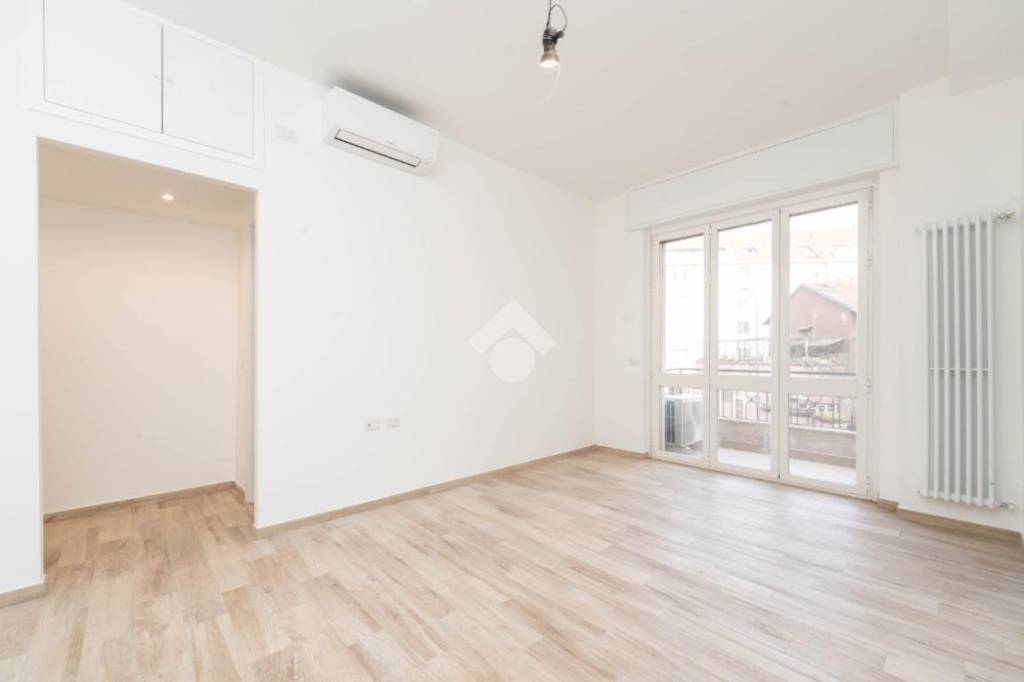 appartamento in vendita a Milano in zona Vigentino