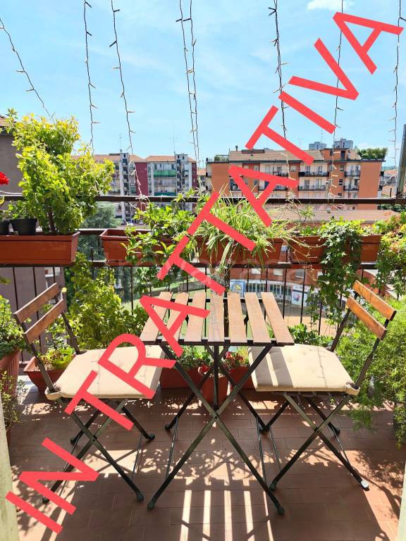 appartamento in vendita a Milano in zona Corvetto