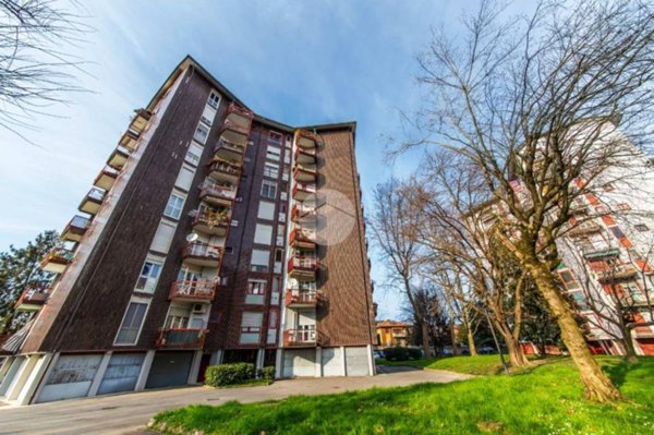 appartamento in vendita a Milano in zona Baggio