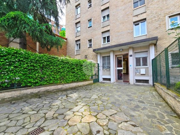 appartamento in vendita a Milano in zona Niguarda