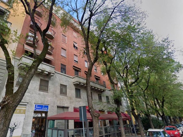 negozio in vendita a Milano in zona Sempione