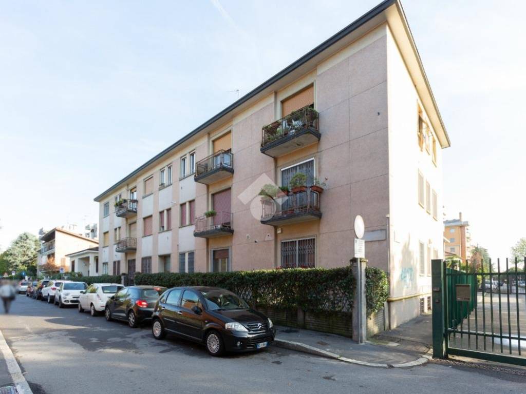 appartamento in vendita a Milano in zona Niguarda