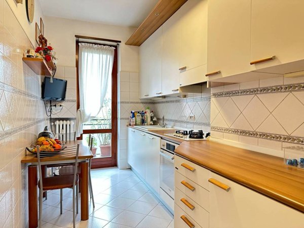 appartamento in vendita a Milano in zona Famagosta