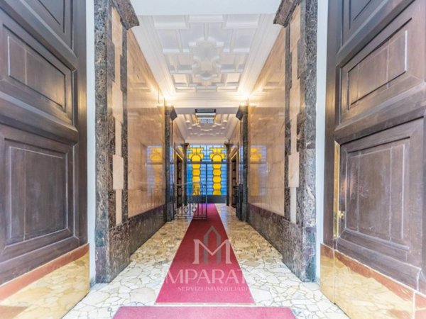 appartamento in vendita a Milano in zona Porta Garibaldi