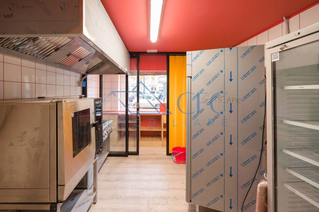 appartamento in vendita a Milano in zona Porta Garibaldi
