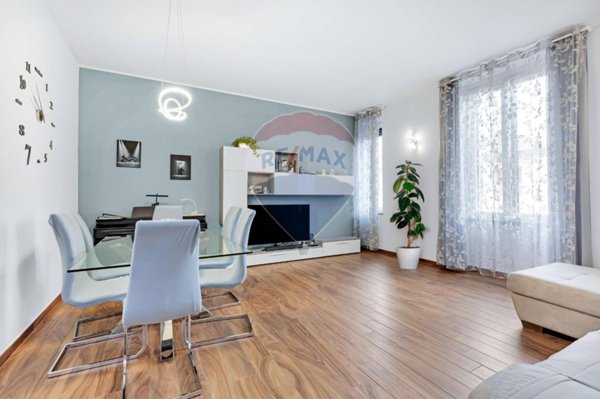 appartamento in vendita a Milano in zona Corvetto