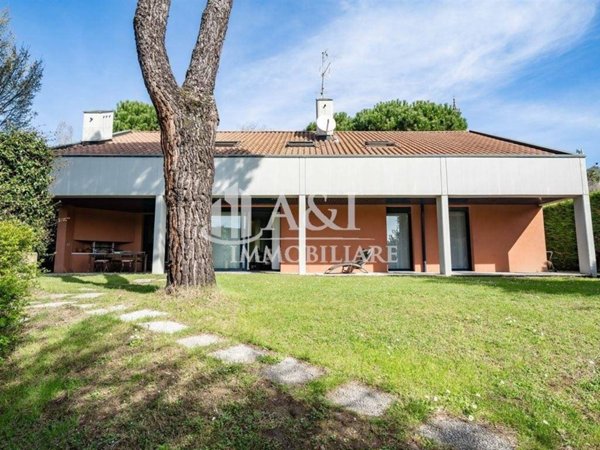 casa indipendente in vendita a Milano