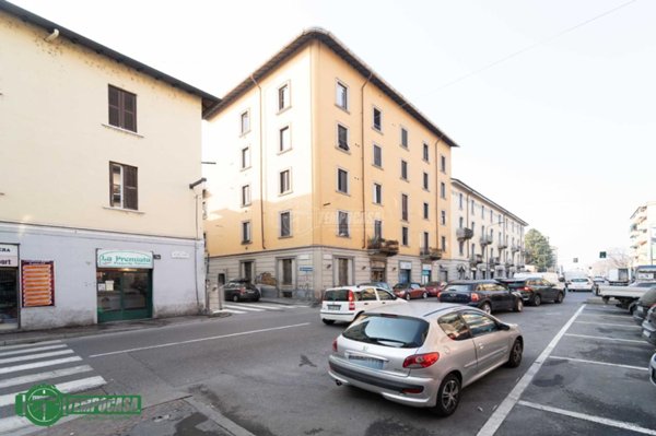 appartamento in vendita a Milano in zona Crescenzago