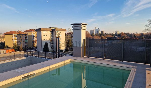 appartamento in vendita a Milano in zona Isola