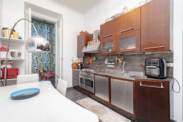 appartamento in vendita a Milano in zona Porta Vittoria