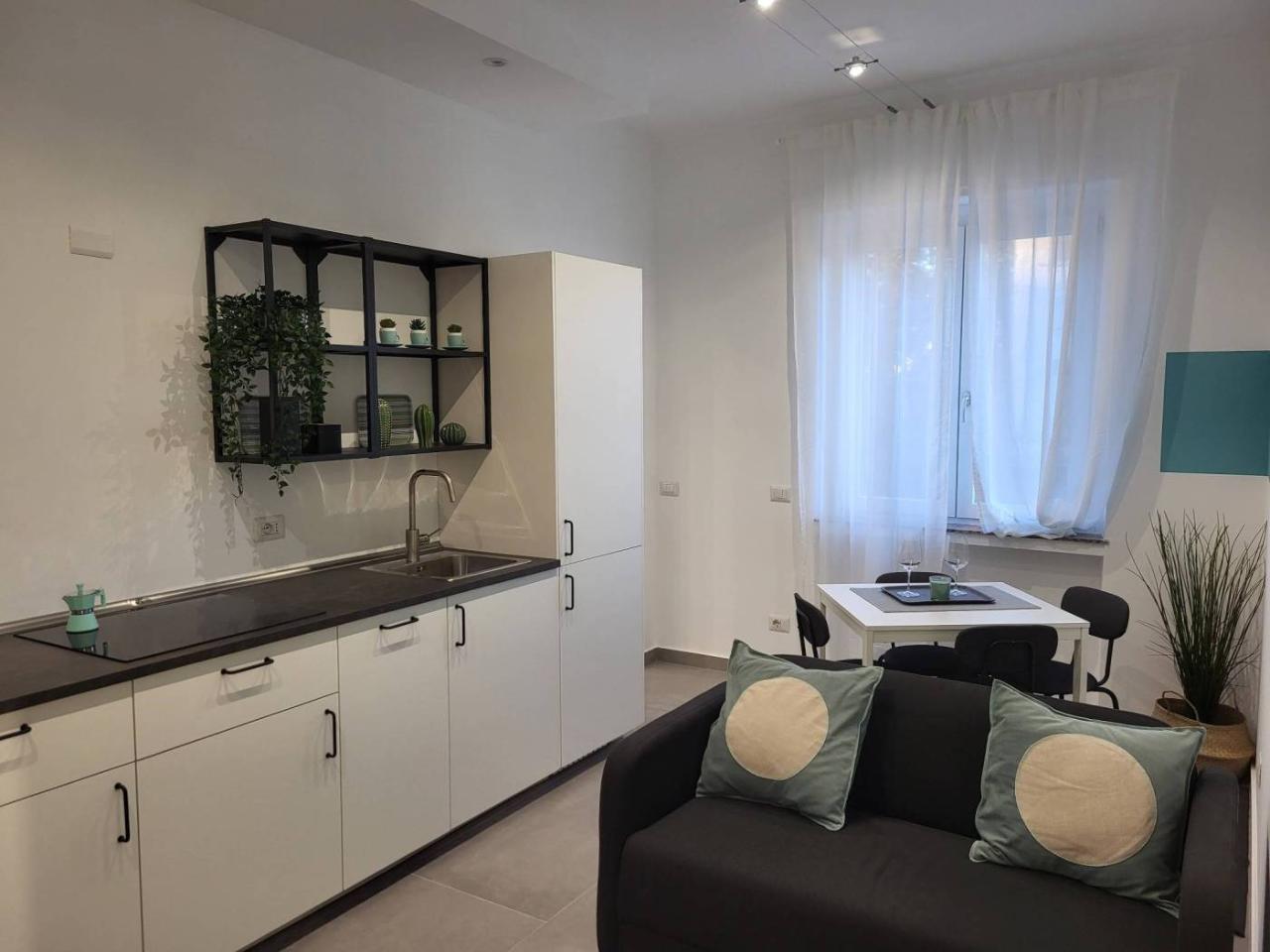 appartamento in vendita a Milano in zona Ghisolfa