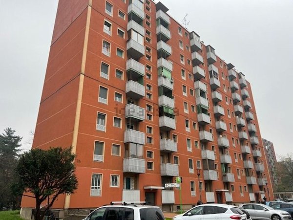 appartamento in vendita a Milano in zona Ronchetto delle Rane