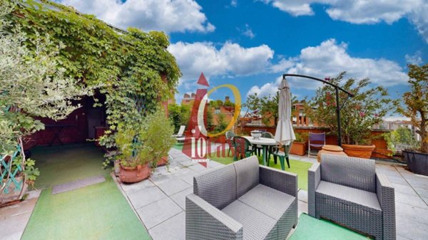 appartamento in vendita a Milano in zona Rottole