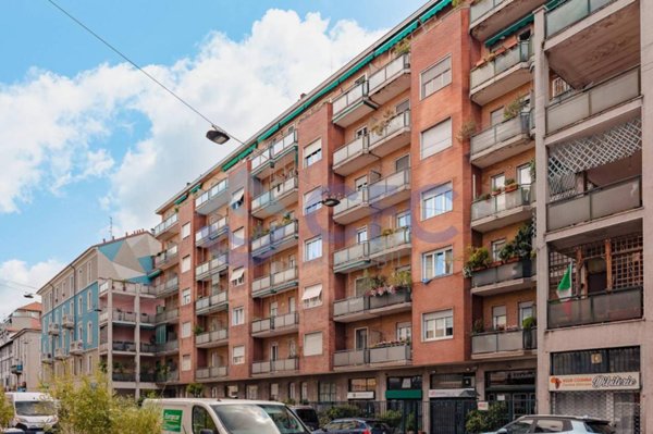 appartamento in vendita a Milano in zona Rottole
