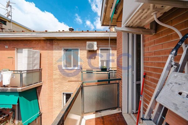 appartamento in vendita a Milano in zona Rottole
