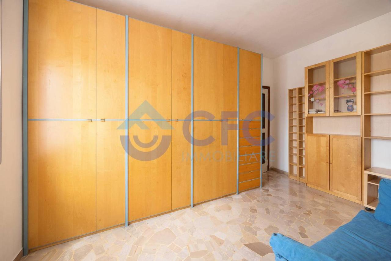 appartamento in vendita a Milano in zona Rottole