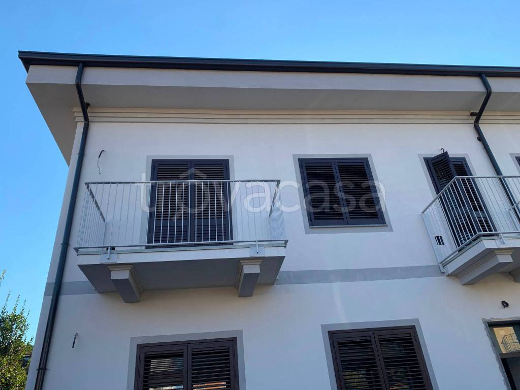 appartamento in vendita a Milano in zona Lorenteggio