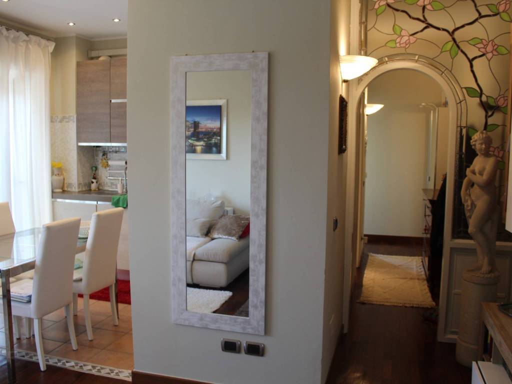 appartamento in vendita a Milano in zona Ronchetto sul Naviglio