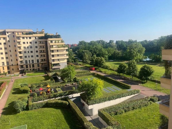 appartamento in vendita a Milano in zona Baggio