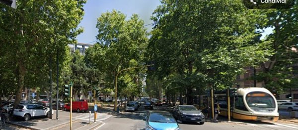 appartamento in vendita a Milano in zona Farini