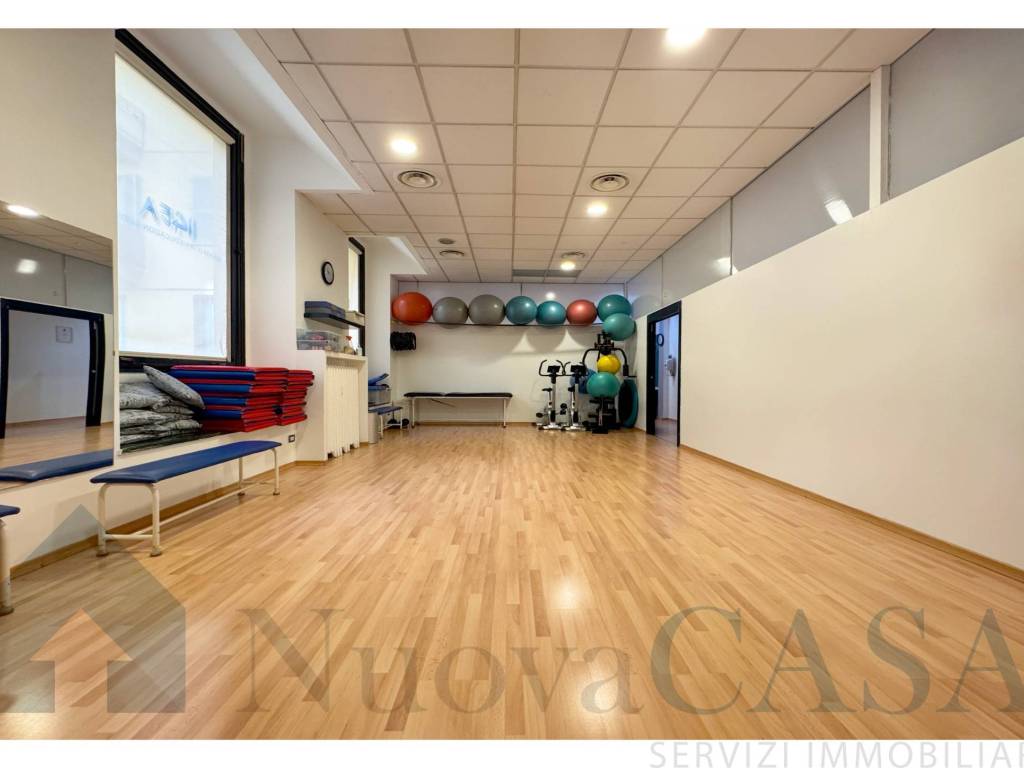 ufficio in vendita a Milano in zona Centro Direzionale