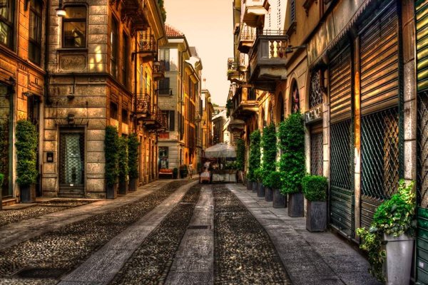 appartamento in vendita a Milano in zona Porta Garibaldi