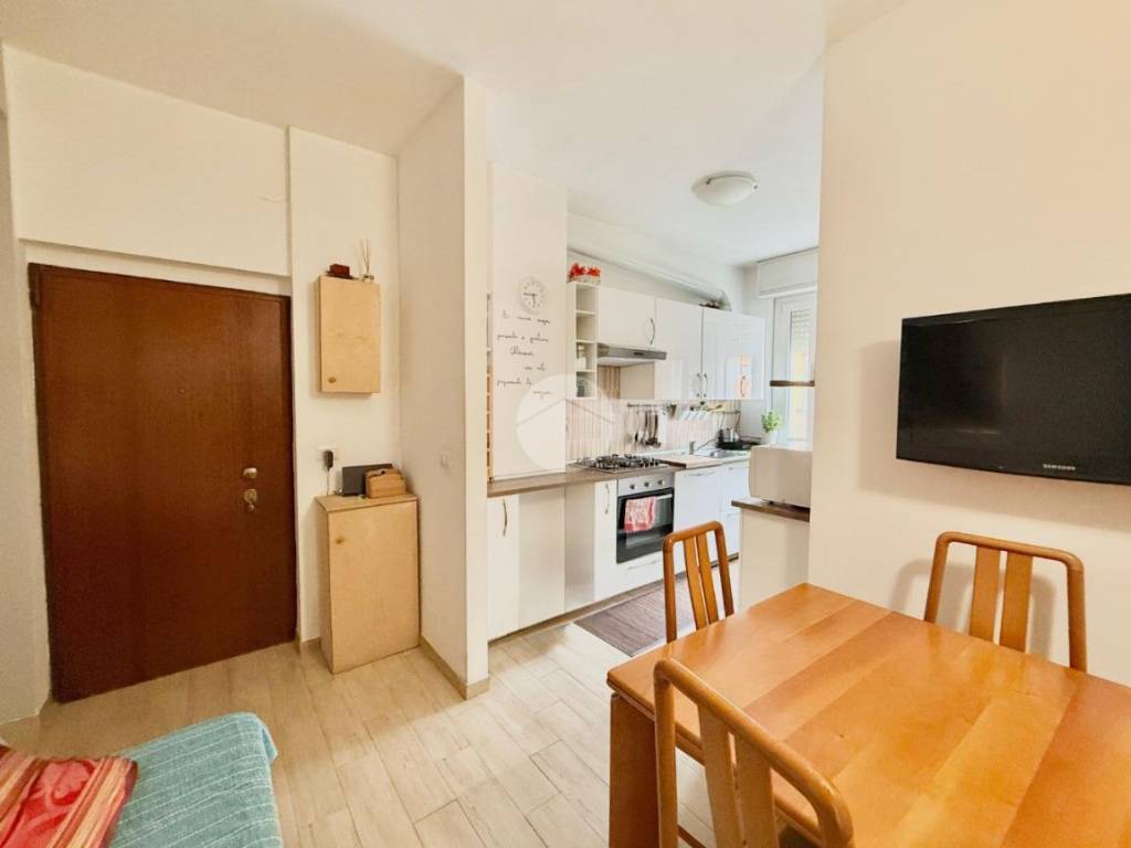 appartamento in vendita a Milano in zona Barona