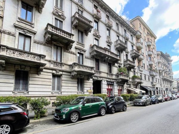 appartamento in vendita a Milano in zona Centro Direzionale