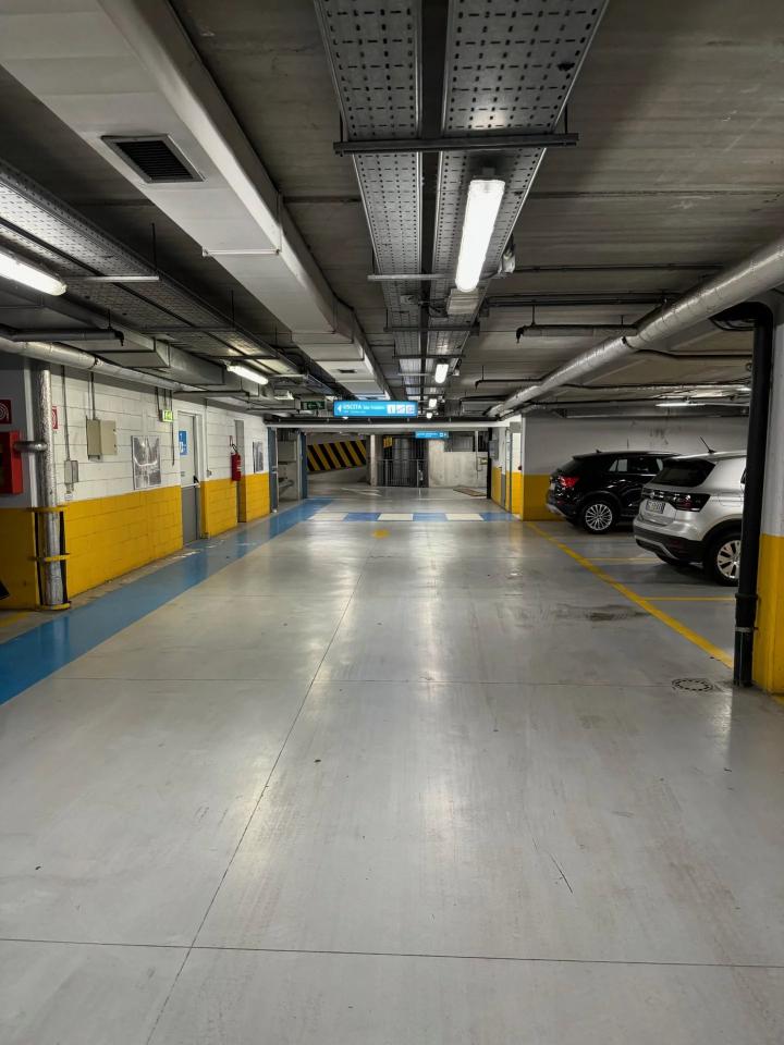 negozio in vendita a Milano in zona Porta Venezia