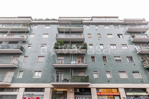 appartamento in vendita a Milano in zona Cascina dei Pomi